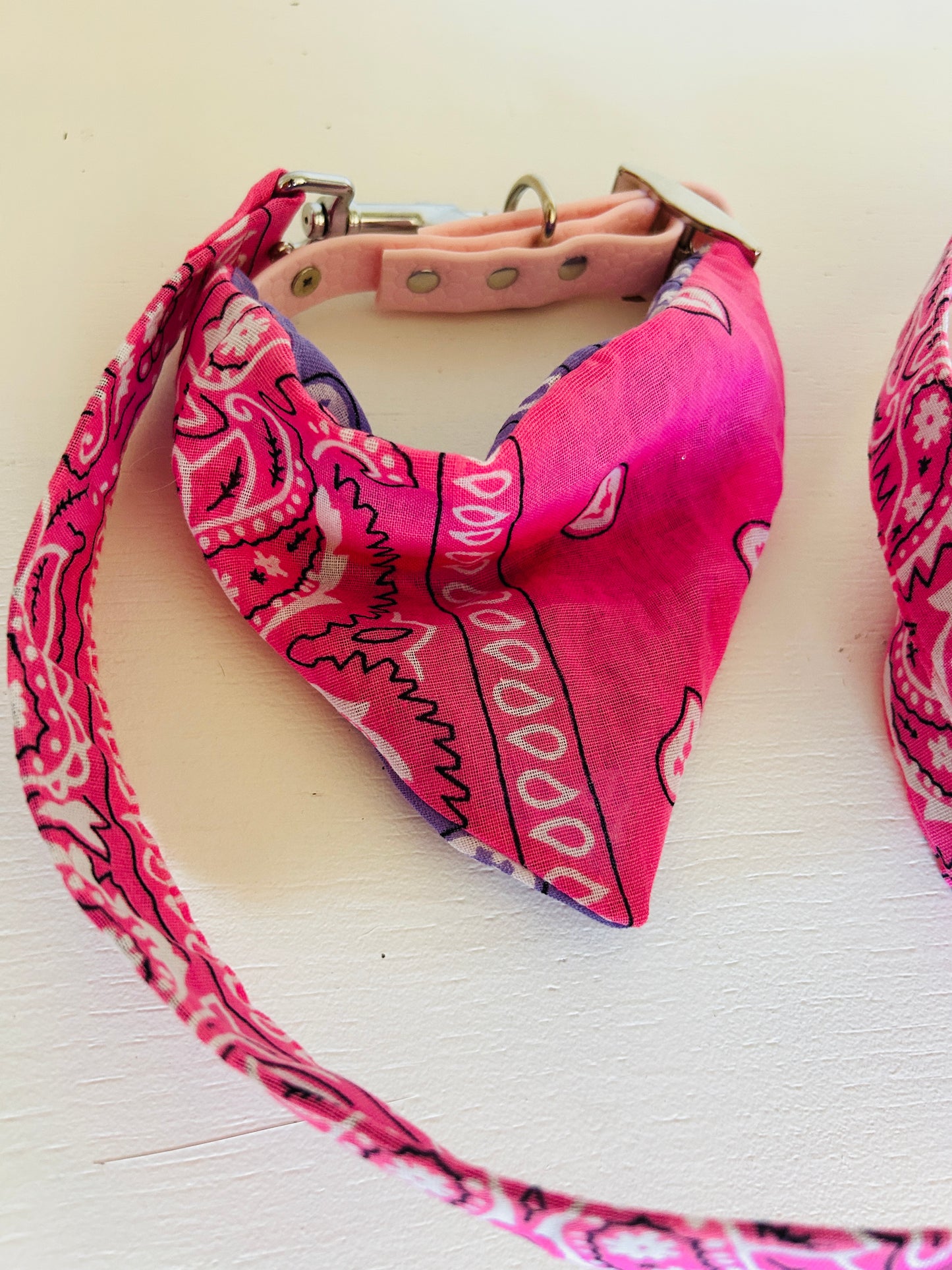 Bandana DND rose et mauve