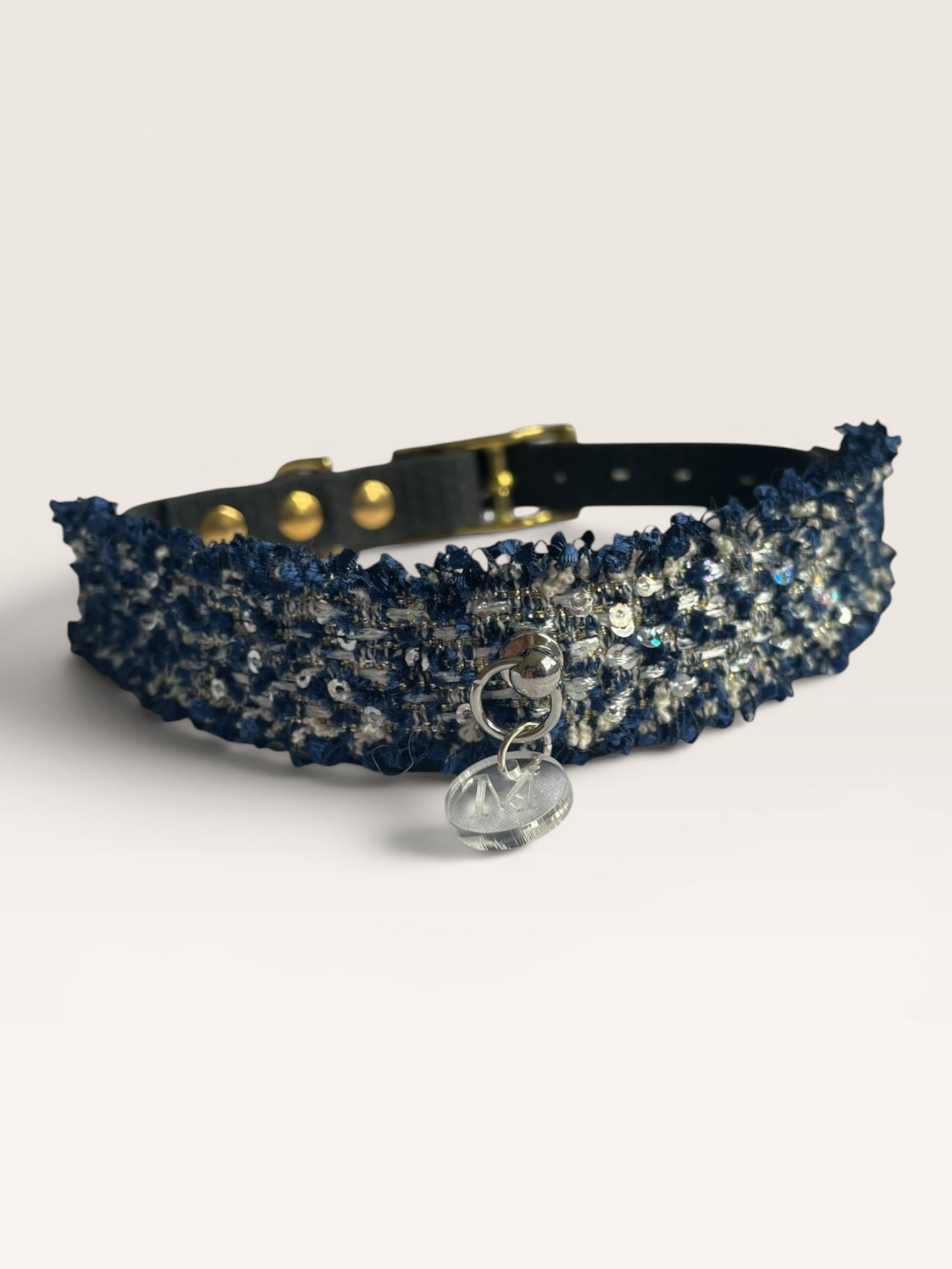 Collier de base pour décoration interchangeable